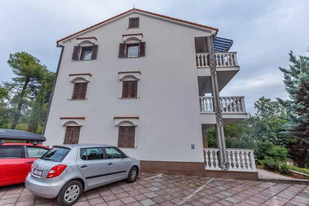 Apartment Diracca Malinska 0*,  Κροατία
