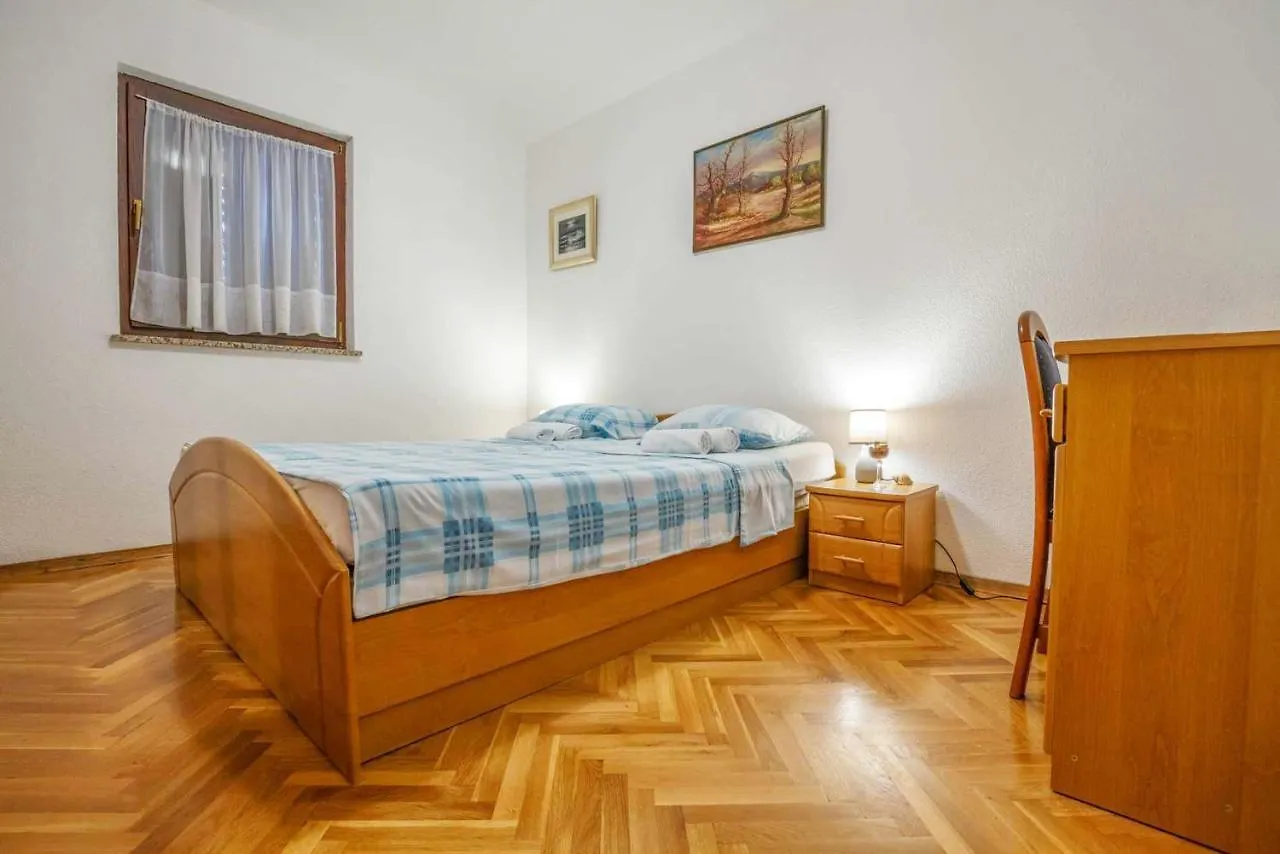 Apartment Diracca Malinska