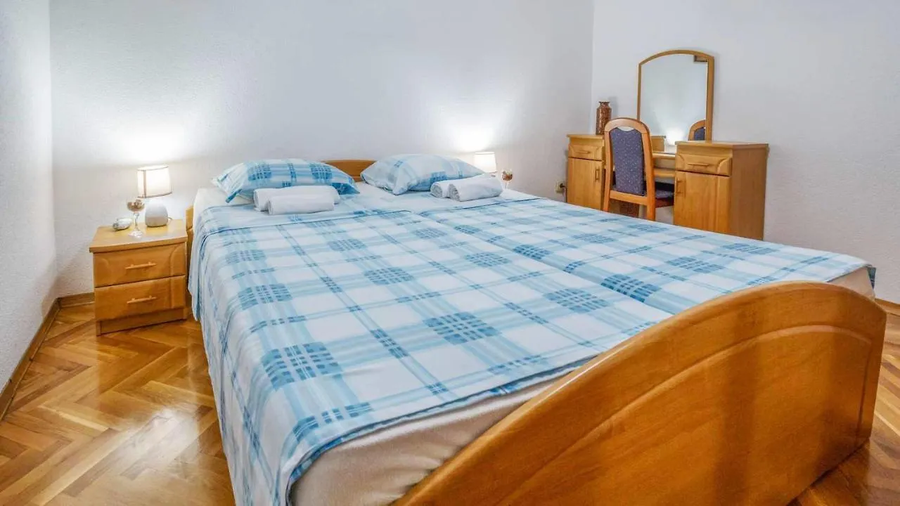 Apartment Diracca Malinska